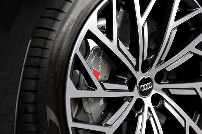Audi S8