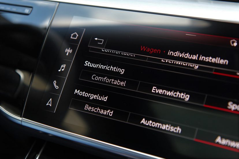 Audi S8