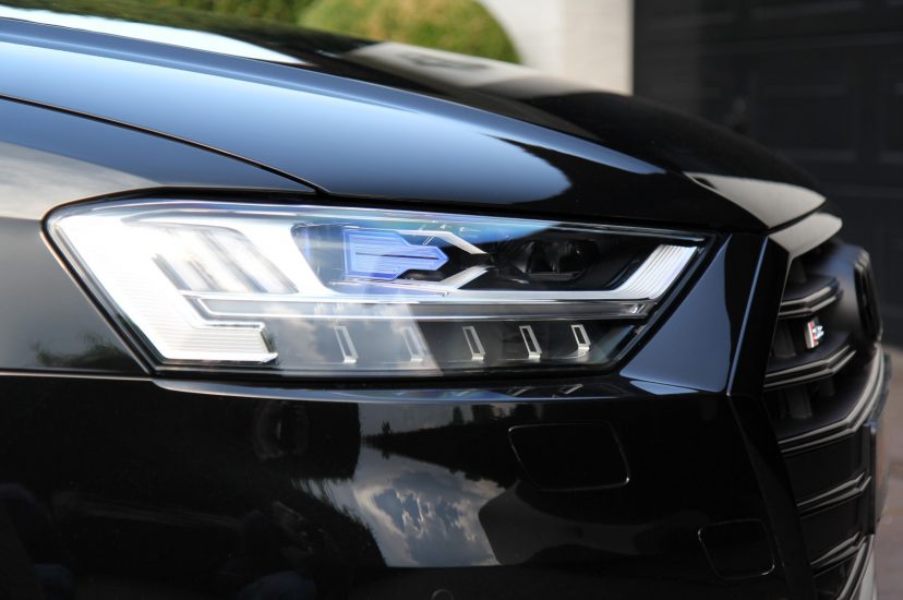 Audi S8