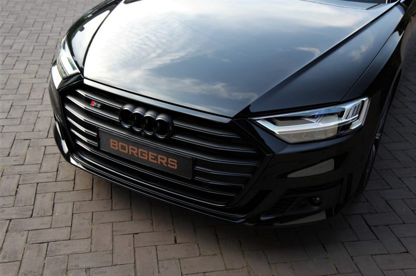 Audi S8