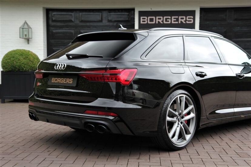 Audi S6 Avant