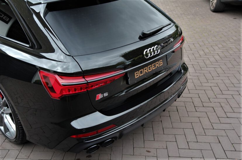 Audi S6 Avant