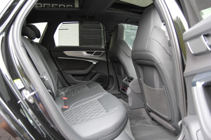 Audi S6 Avant