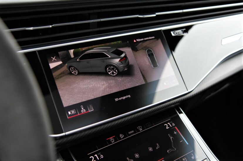 Audi RSQ8-R
