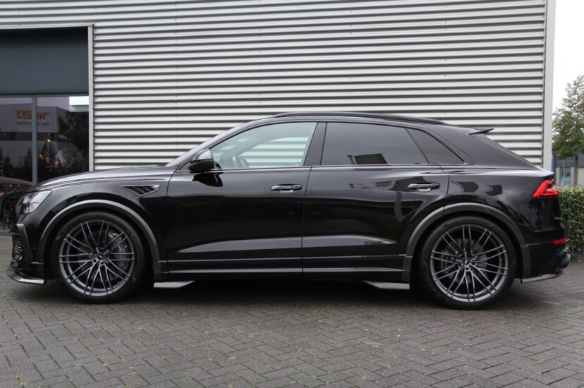 Audi RSQ8-R