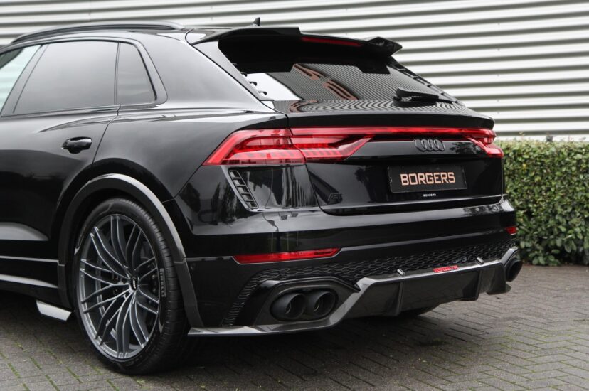 Audi RSQ8-R