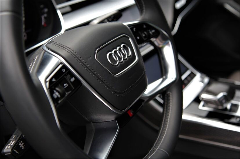 Audi S8