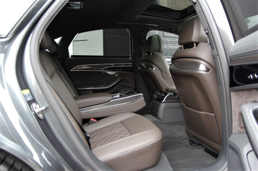 Audi S8