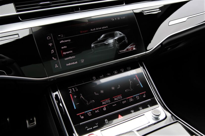 Audi S8