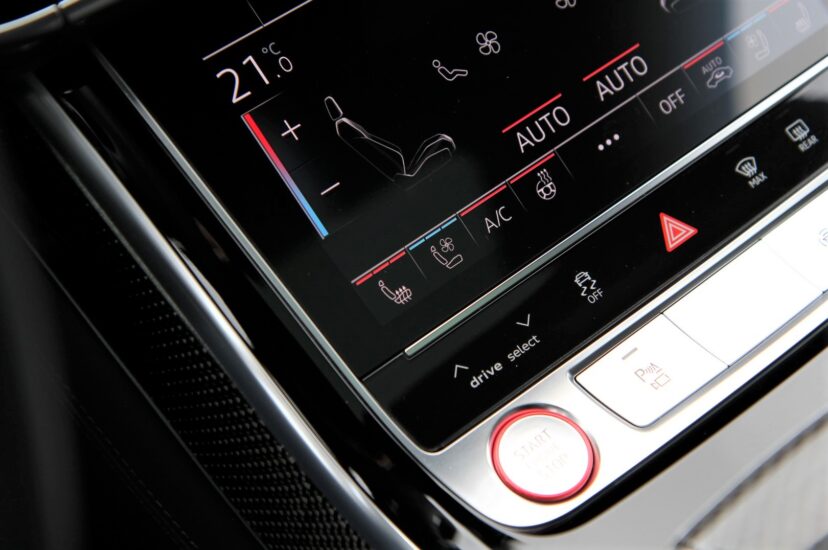 Audi S8