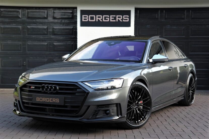 Audi S8