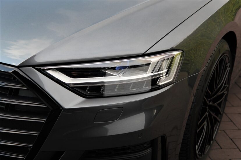 Audi S8