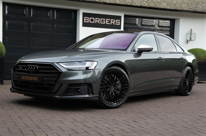 Audi S8