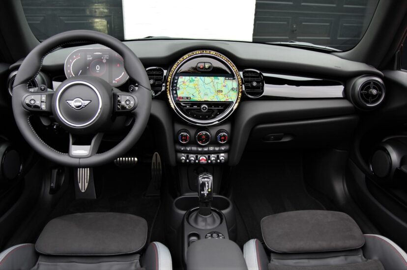 MINI Cabrio