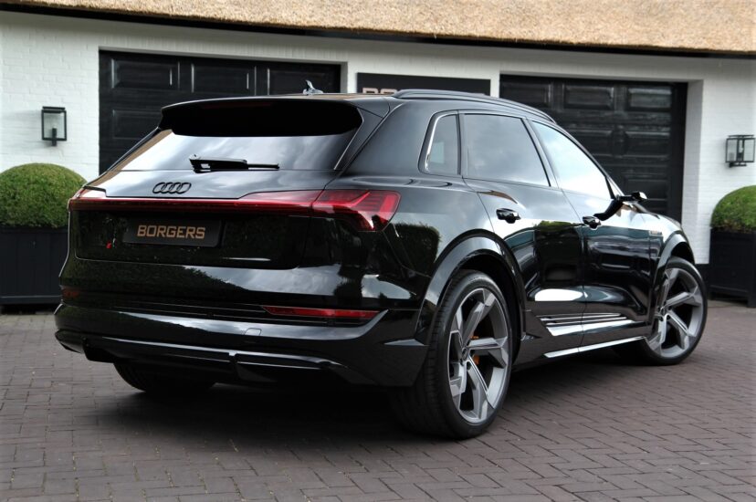 Audi e-tron S