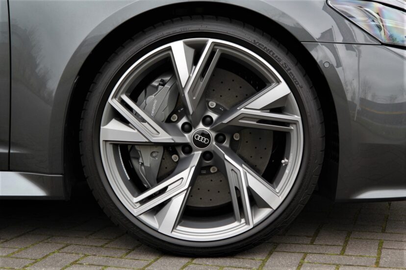 Audi RS6 Avant