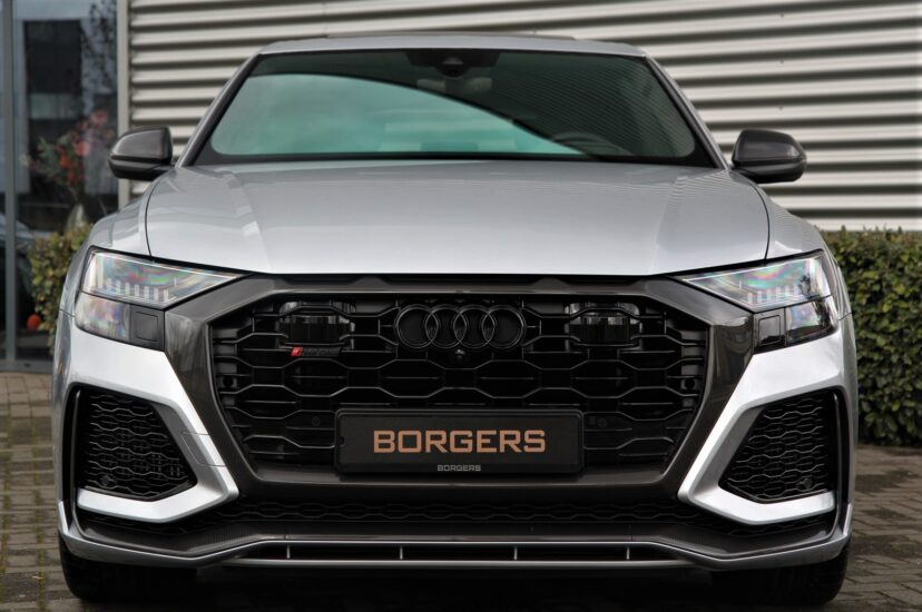 Audi RSQ8