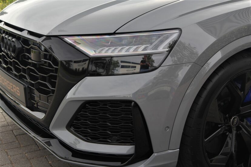 Audi RSQ8