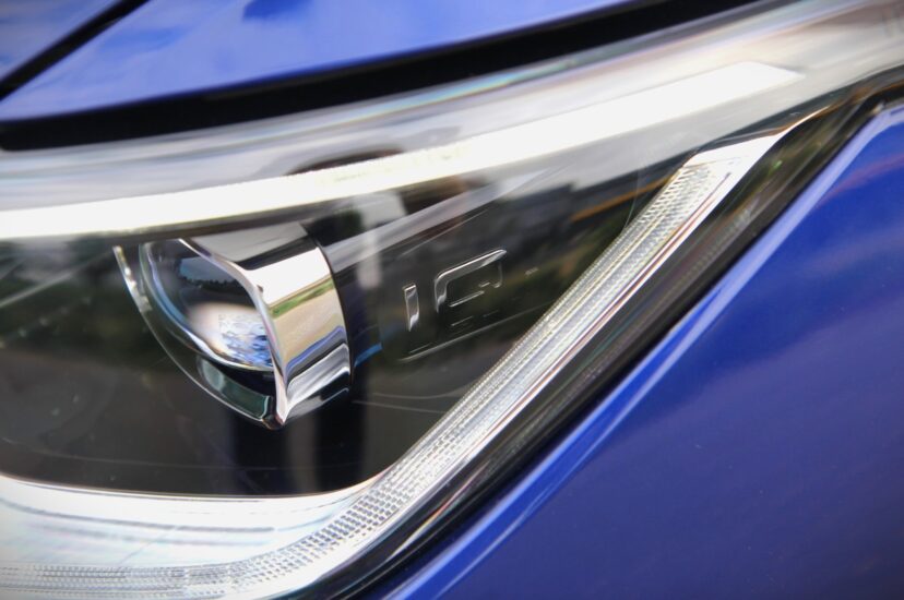 Volkswagen Golf R Variant