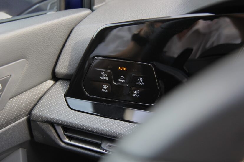 Volkswagen Golf R Variant