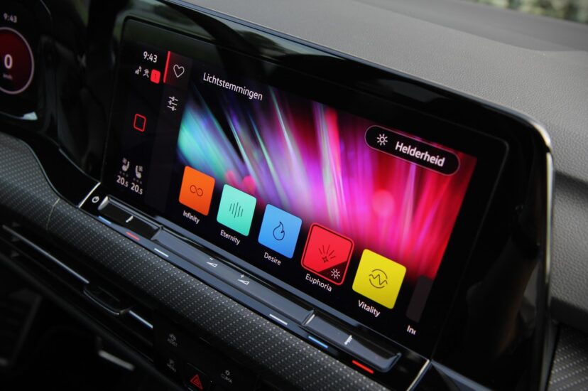 Volkswagen Golf R Variant