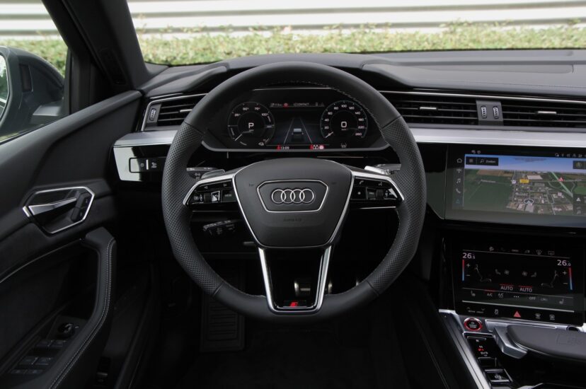 Audi SQ8 e-tron