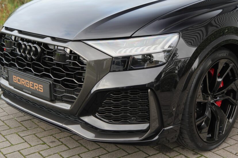 Audi RSQ8