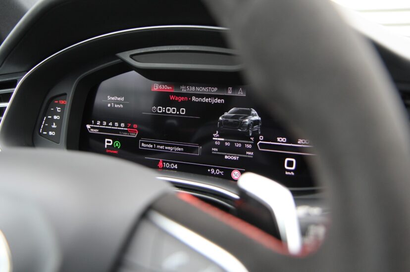 Audi RSQ8