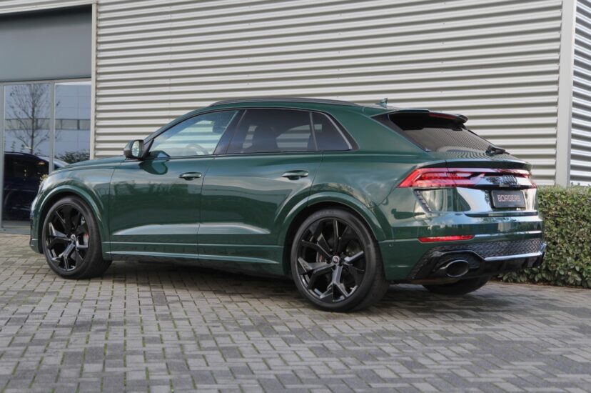 Audi RSQ8