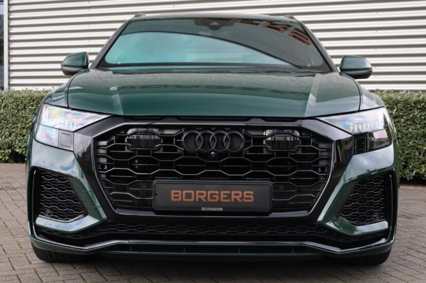 Audi RSQ8