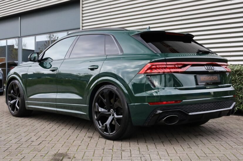 Audi RSQ8