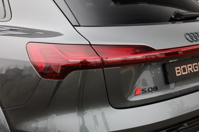 Audi SQ8 e-tron