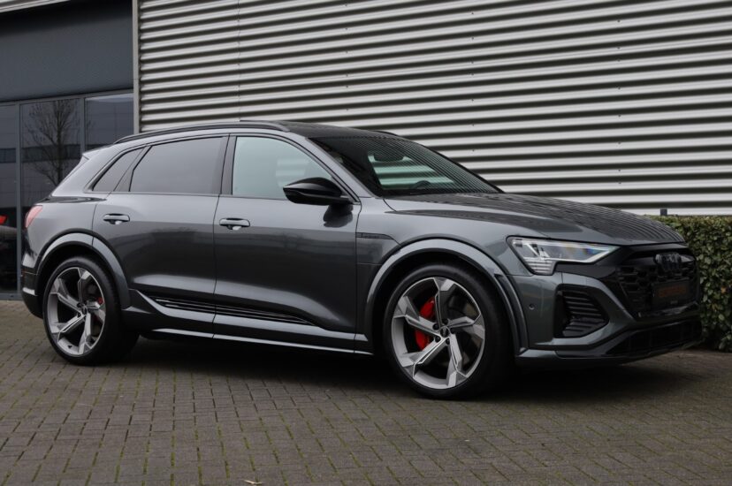 Audi SQ8 e-tron