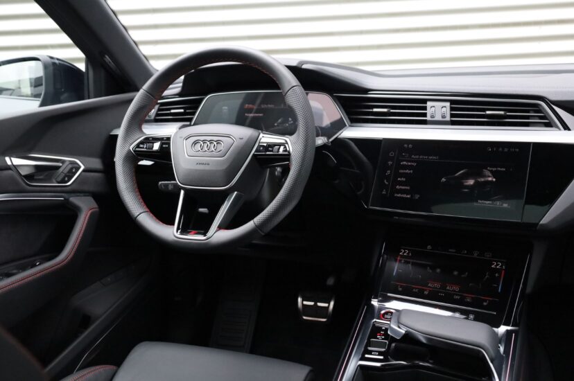 Audi SQ8 e-tron