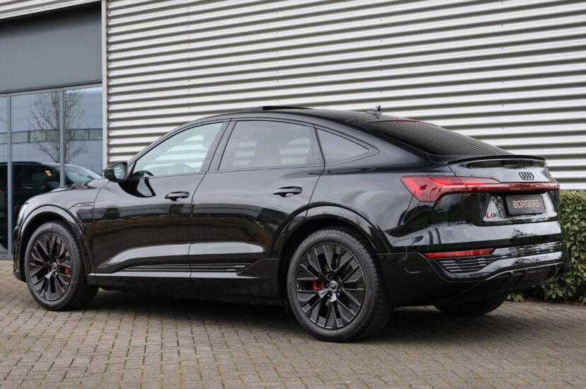 Audi Q8 Sportback e-tron