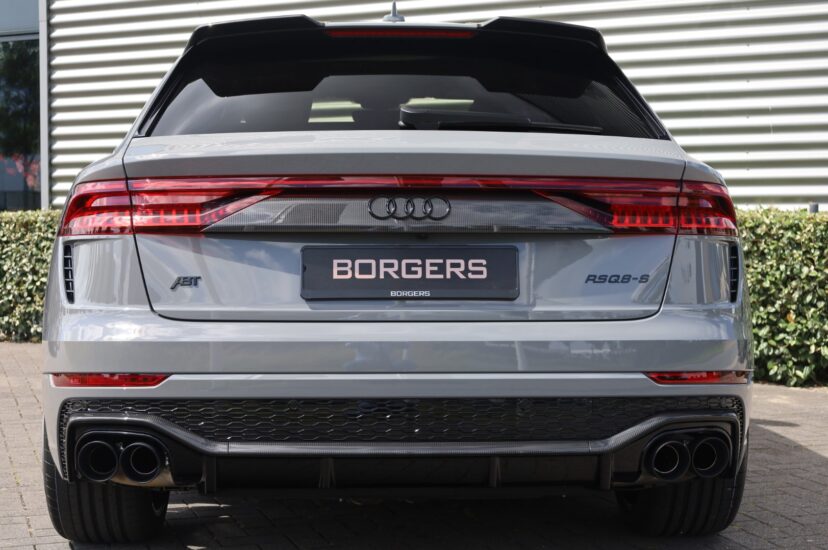 Audi RSQ8-S