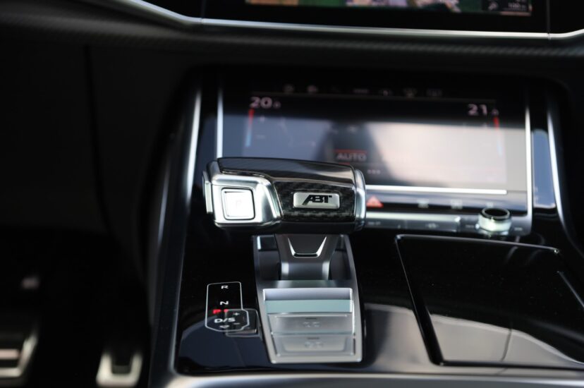 Audi RSQ8-S