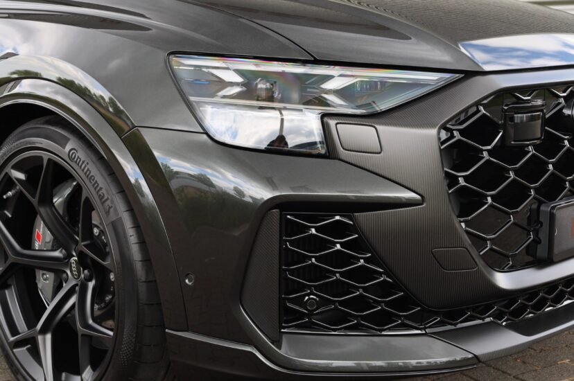 Audi RSQ8 Performance