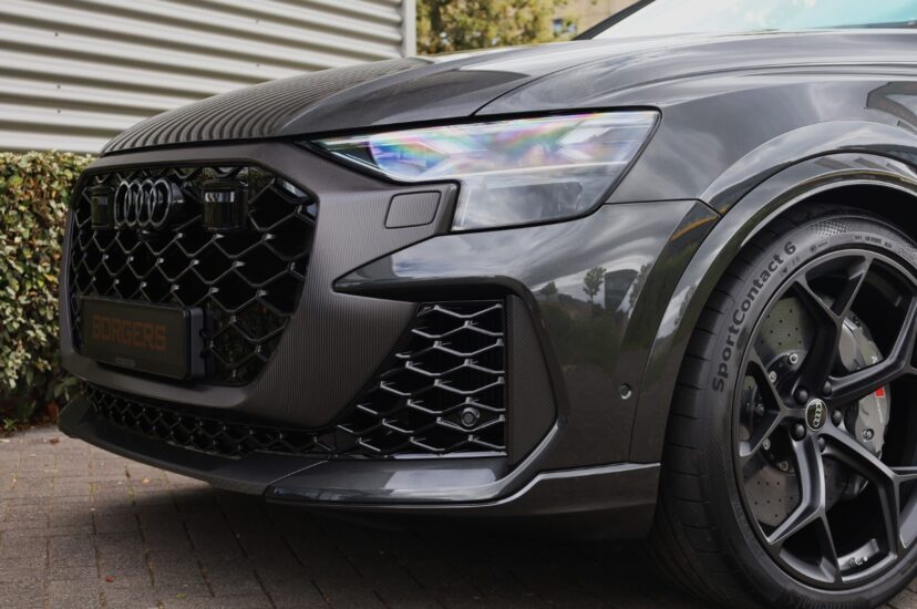 Audi RSQ8 Performance