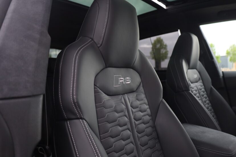 Audi RSQ8 Performance