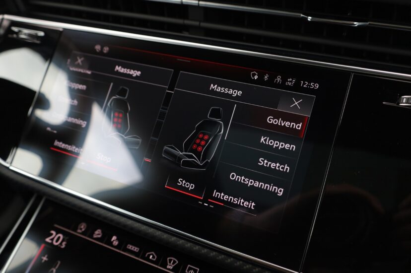 Audi RSQ8 Performance