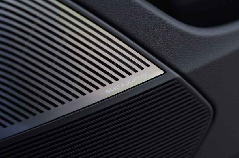 Audi RSQ8 Performance