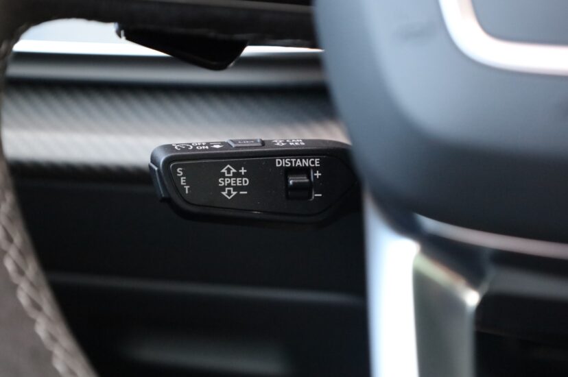 Audi RSQ8 Performance