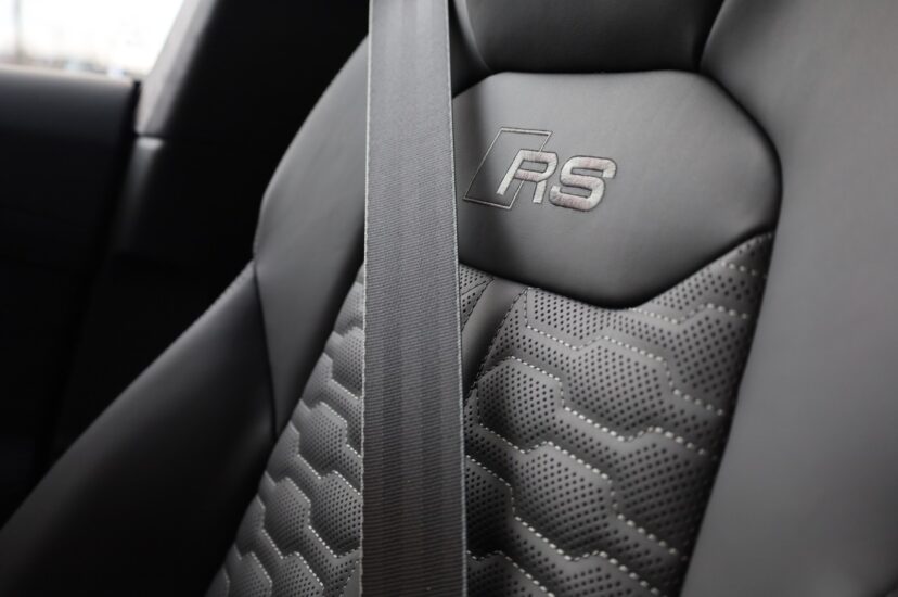 Audi RSQ8 Performance