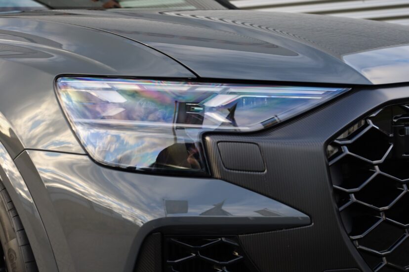 Audi RSQ8 Performance