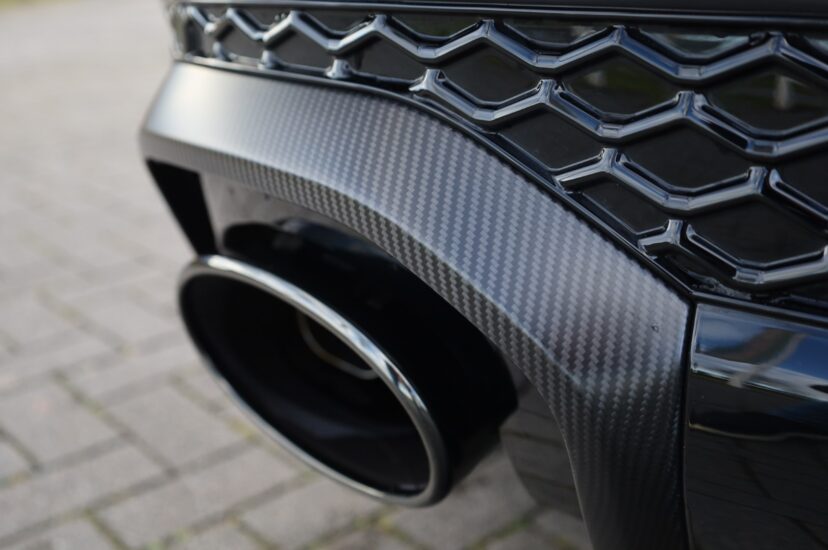 Audi RSQ8 Performance
