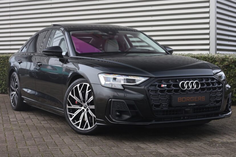 Audi S8