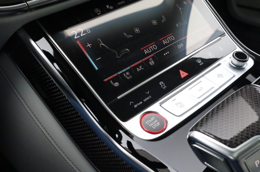 Audi S8