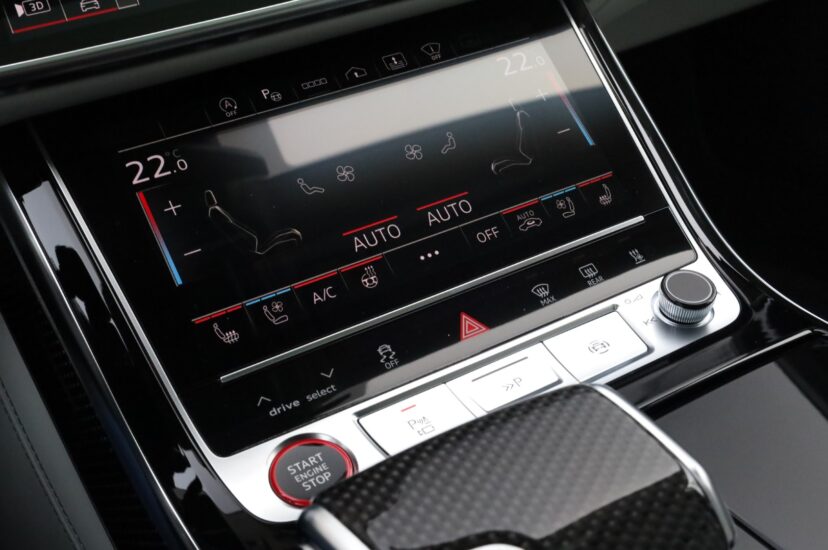 Audi S8
