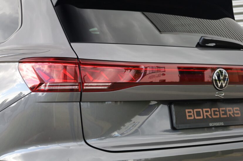 Volkswagen Touareg R